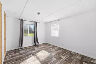 316 Summit Dr, Springtown, TX 76082 - Photo 29