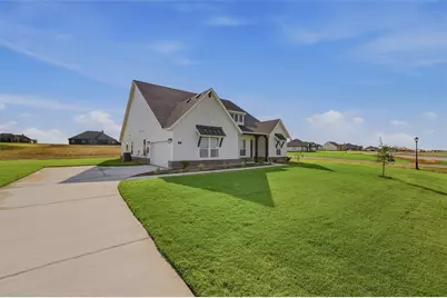 139 Big Sky Road, Decatur, TX 76234 - Photo 3