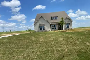 133 Hillview Trl, Decatur, TX 76234 - Photo 1