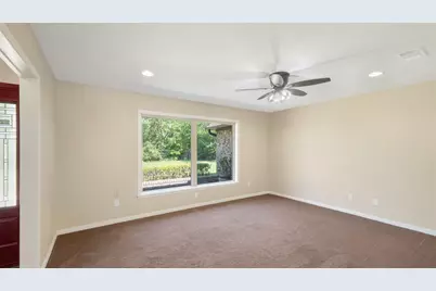 2801 Florence Street, Kilgore, TX 75662 - Photo 11