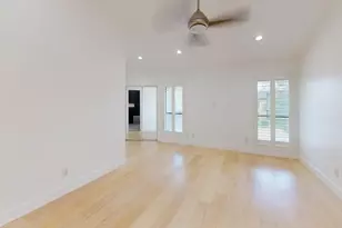 2204 W Park Blvd, Plano, TX 75075 - Photo 11