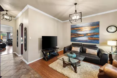 904 Lindstrom Drive, Fort Worth, TX 76131 - Photo 9