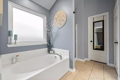 904 Lindstrom Drive, Fort Worth, TX 76131 - Photo 27