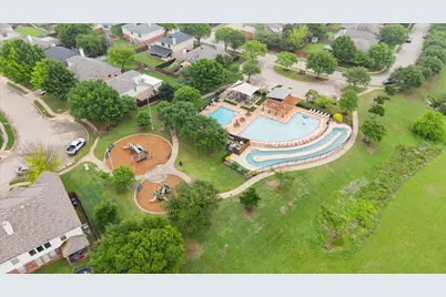 904 Lindstrom Drive, Fort Worth, TX 76131 - Photo 37