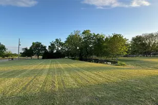 5668 Fm 1569, Farmersville, TX 75442 - Photo 9