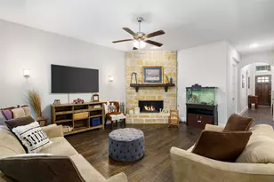 191 Daniel Dr, Van Alstyne, TX 75495 - Photo 5