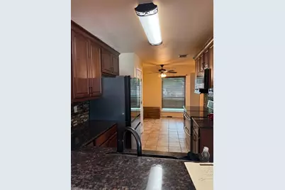 2204 Polo Club Court, Arlington, TX 76017 - Photo 3