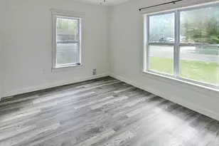 265 W Shirley St, Stephenville, TX 76401 - Photo 3