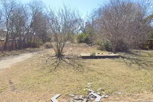 124 E 6th St, Lancaster, TX 75146 - Photo 1
