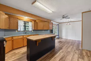 325 Lincoln St, Trinidad, TX 75163 - Photo 9