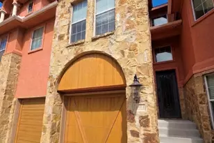 2600 Piazza Ct, Grand Prairie, TX 75054 - Photo 1