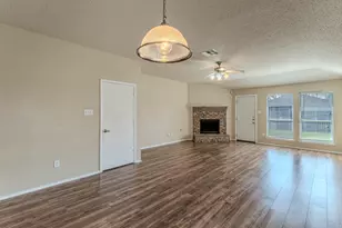 1311 Chapman Dr, Lancaster, TX 75134 - Photo 3