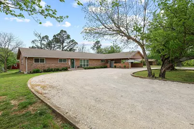 416 4th Street, Whitesboro, TX 76273 - Photo 1