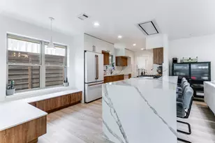 7637 La Risa Dr, Dallas, TX 75248 - Photo 9