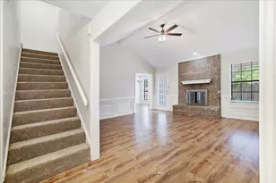 364 La Quinta Circle S, Keller, TX 76248 - Photo 3