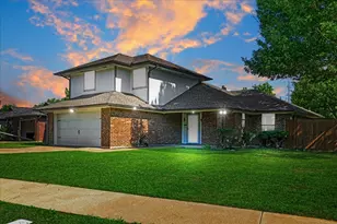 364 La Quinta Circle S, Keller, TX 76248 - Photo 1