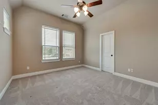 1003 Brook Hollow Dr, Euless, TX 76039 - Photo 9