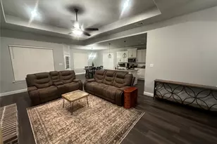 1418 Cheyenne Trail, Granbury, TX 76048 - Photo 5