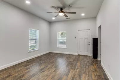 2323 Stoneman Street, Dallas, TX 75215 - Photo 11