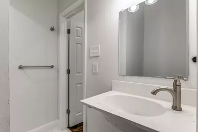 2323 Stoneman Street, Dallas, TX 75215 - Photo 5