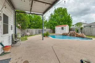 13628 Cherokee Ranch Rd, Fort Worth, TX 76262 - Photo 33