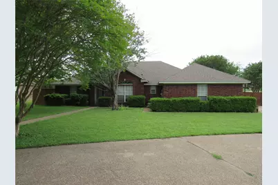 710 N Robinson Road, Robinson, TX 76706 - Photo 1