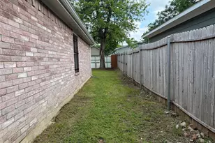 1728 McBroom St, Dallas, TX 75212 - Photo 23