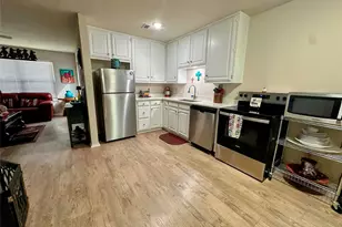 401 Shoreline Dr, Lakewood Village, TX 75068 - Photo 7