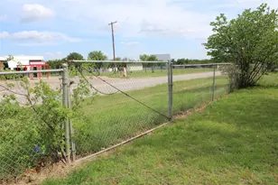 209 Pennsylvania Ave, Graham, TX 76450 - Photo 31