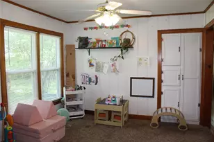 209 Pennsylvania Ave, Graham, TX 76450 - Photo 11
