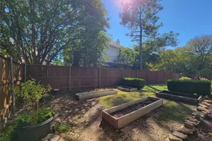 8609 Crested Cove Ct, Plano, TX 75025 - Photo 37