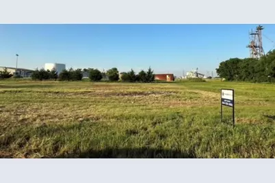 529 W Oak Street, Gunter, TX 75058 - Photo 3