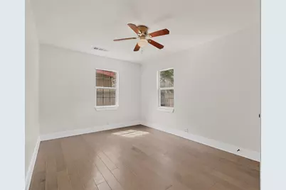 910 S Chatfield Street, Ennis, TX 75119 - Photo 23