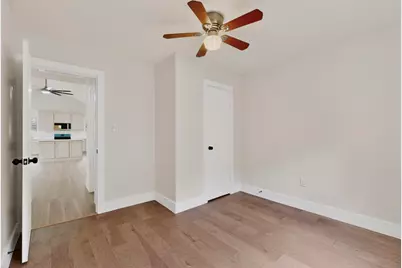 910 S Chatfield Street, Ennis, TX 75119 - Photo 23