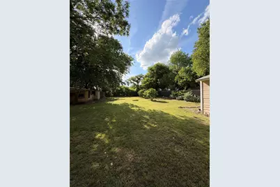 1455 Honor Drive, DeSoto, TX 75115 - Photo 9