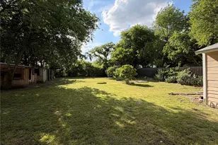 1455 Honor Dr, DeSoto, TX 75115 - Photo 9