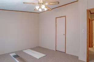 2717 Creek Dr, Granbury, TX 76048 - Photo 21