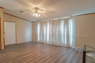 2717 Creek Dr, Granbury, TX 76048 - Photo 17