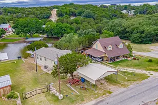 2717 Creek Dr, Granbury, TX 76048 - Photo 31
