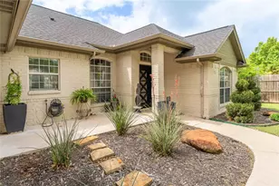 523 W 1st St, Justin, TX 76247 - Photo 3