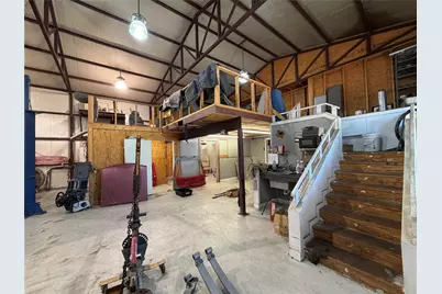 203 N Hampton Road, Crowley, TX 76036 - Photo 9