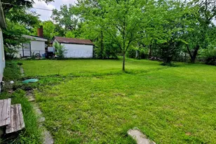 1813 Throckmorton St, Gainesville, TX 76240 - Photo 31