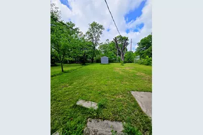 1813 Throckmorton Street, Gainesville, TX 76240 - Photo 29