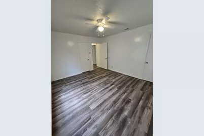 1813 Throckmorton Street, Gainesville, TX 76240 - Photo 21