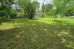 1813 Throckmorton St, Gainesville, TX 76240 - Photo 27