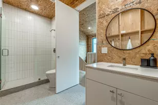 905 Blackland Ct, Dallas, TX 75243 - Photo 21