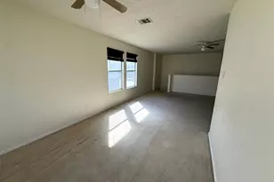 7919 Mosstree Dr, Arlington, TX 76001 - Photo 17