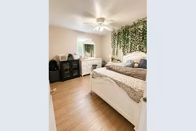 420 Price Drive, Lewisville, TX 75067 - Photo 11