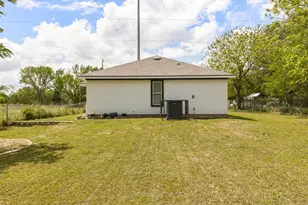 535 S Belknap St, Mexia, TX 76667 - Photo 29