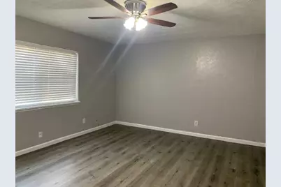 5100 Shannon Drive, The Colony, TX 75056 - Photo 9